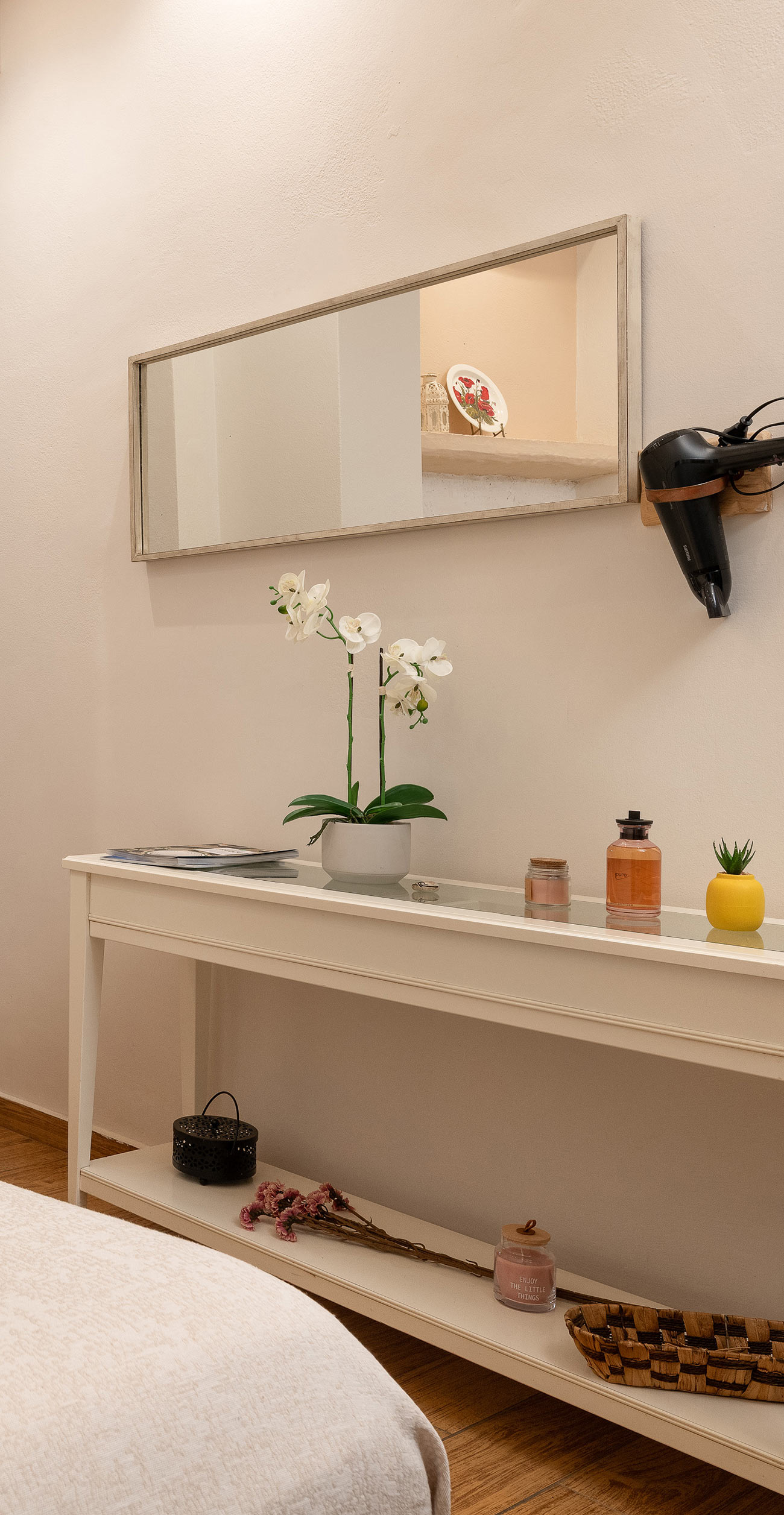 Triple room - The Matisse Room