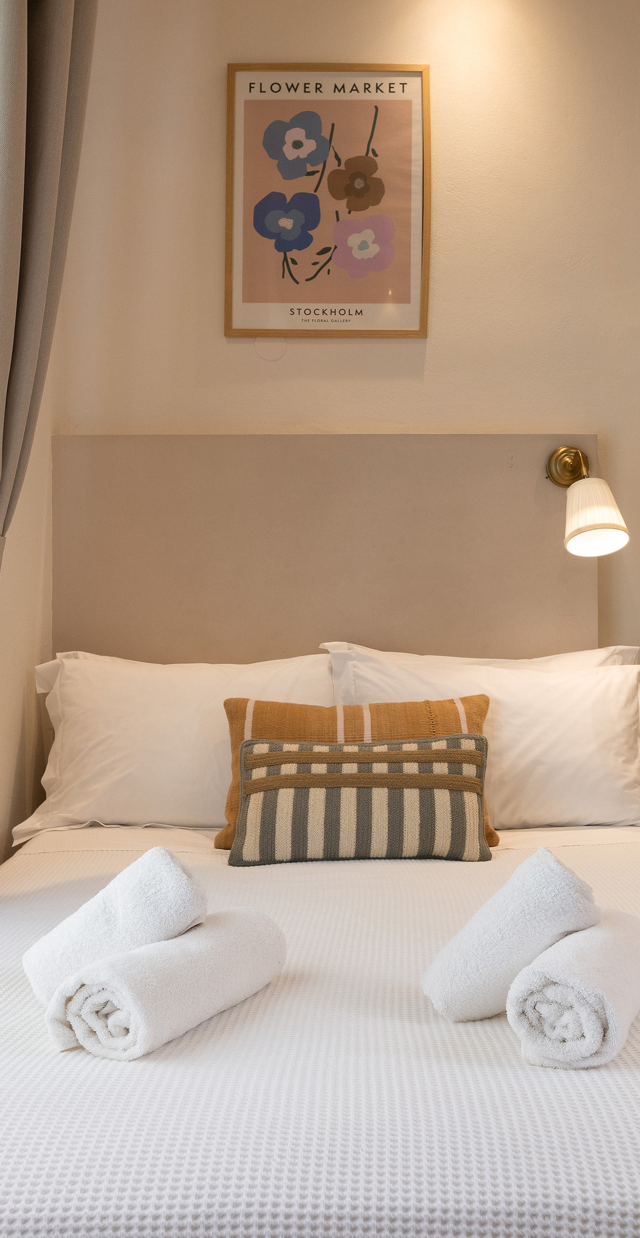 Small Double Room - The Monet Room
